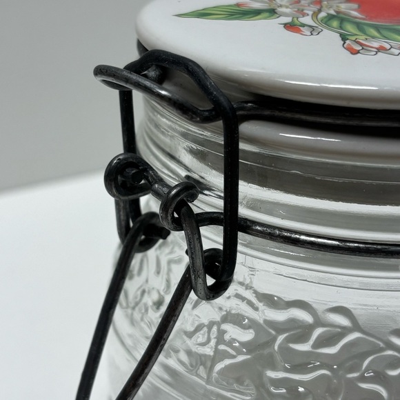 Vintage Cove clear 1/2 L bale wire canning jar with painted ceramic lid - Picture 3 of 9